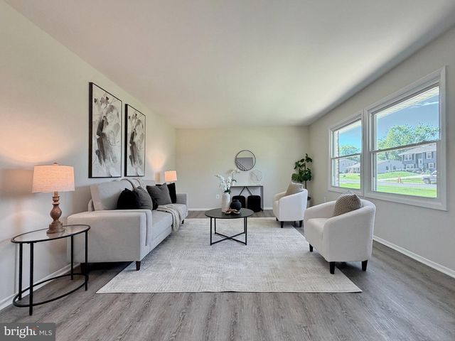 216 BRENT RD, Waldorf, MD 20602