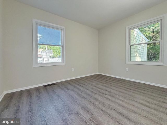 216 BRENT RD, Waldorf, MD 20602