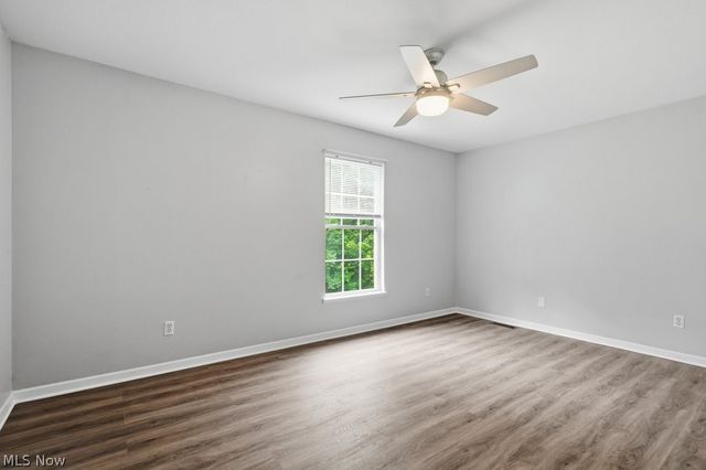 5400 & 5402 Paddy Court, New Franklin, OH 44203