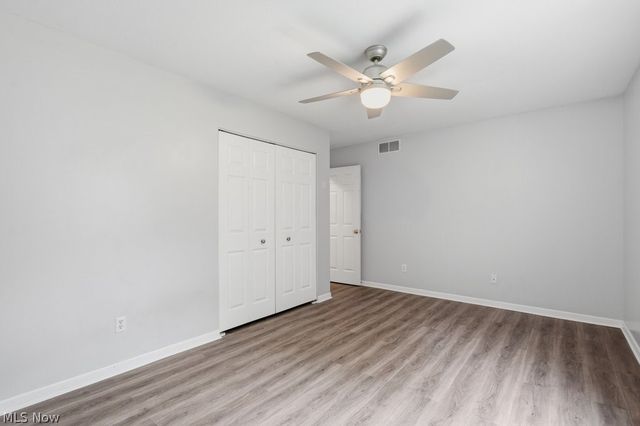 5400 & 5402 Paddy Court, New Franklin, OH 44203