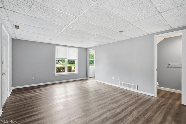 5400 & 5402 Paddy Court, New Franklin, OH 44203