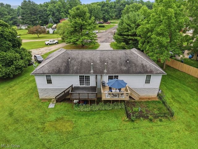 5400 & 5402 Paddy Court, New Franklin, OH 44203