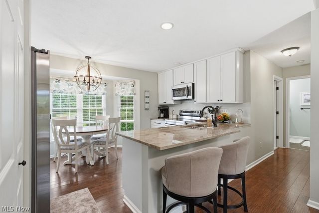 5400 & 5402 Paddy Court, New Franklin, OH 44203