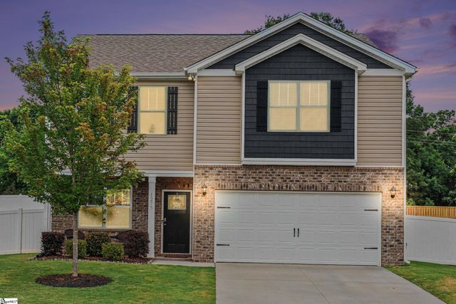 1275 Elterwater Lane, Spartanburg, SC 29306