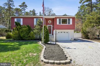 11 FLETCHER BLVD, Sicklerville, NJ 08081