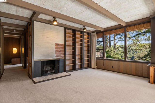 205 Lake Dr, Kensington, CA 94708