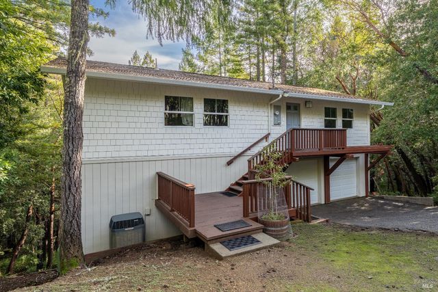 25053 Robin Cir, Willits, CA 95490