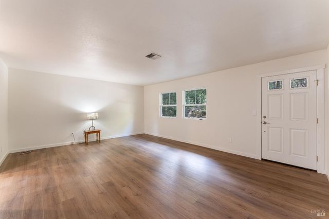 25053 Robin Cir, Willits, CA 95490