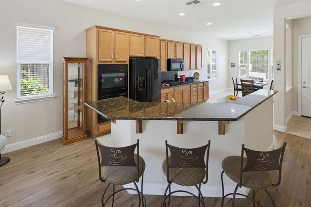 2081 Abby Gate Dr, Roseville, CA 95747
