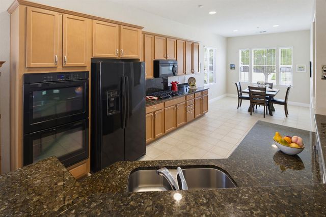 2081 Abby Gate Dr, Roseville, CA 95747