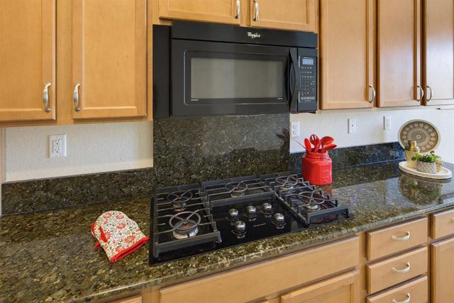 2081 Abby Gate Dr, Roseville, CA 95747