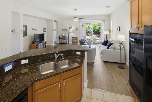 2081 Abby Gate Dr, Roseville, CA 95747