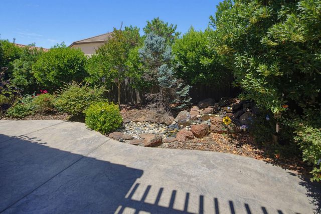 2081 Abby Gate Dr, Roseville, CA 95747