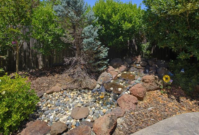 2081 Abby Gate Dr, Roseville, CA 95747