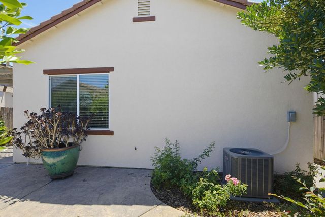 2081 Abby Gate Dr, Roseville, CA 95747