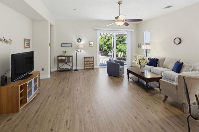 2081 Abby Gate Dr, Roseville, CA 95747