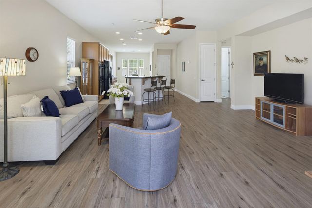 2081 Abby Gate Dr, Roseville, CA 95747