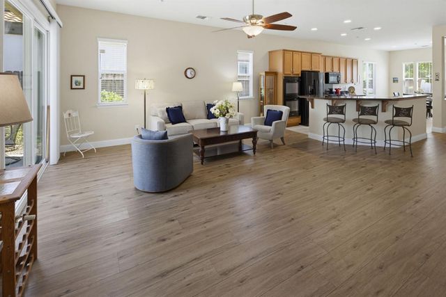 2081 Abby Gate Dr, Roseville, CA 95747