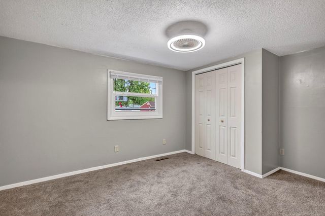 901 S West Avenue, Springfield, MO 65802