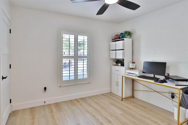 3307 NAKORA DRIVE, Tampa, FL 33618