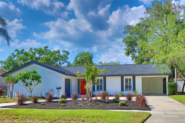 3307 NAKORA DRIVE, Tampa, FL 33618