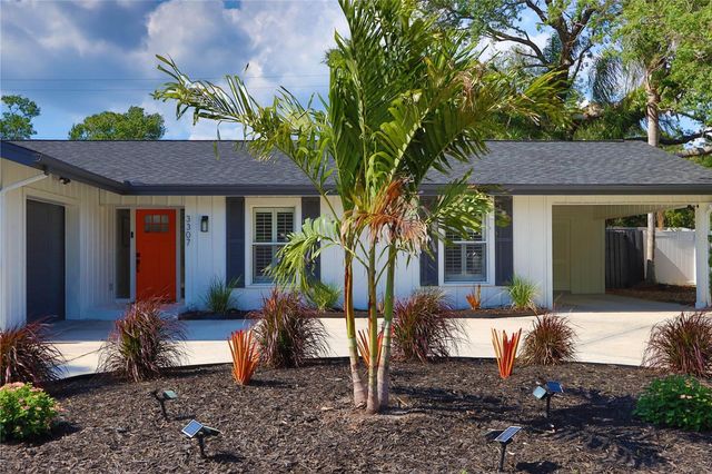 3307 NAKORA DRIVE, Tampa, FL 33618
