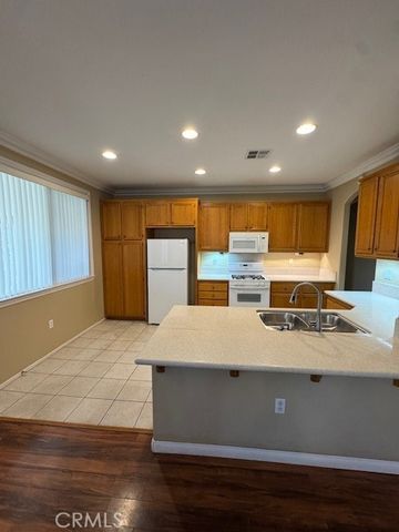 392 Bjorn Court, Hemet, CA 92545