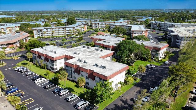 3061 NW 47th Terrace 226A, Lauderdale Lakes, FL 33313