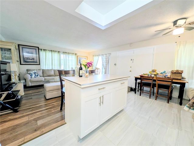 3061 NW 47th Terrace 226A, Lauderdale Lakes, FL 33313