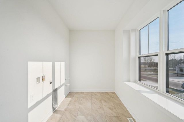 W149N11973 Red Holly DRIVE, Germantown, WI 53022