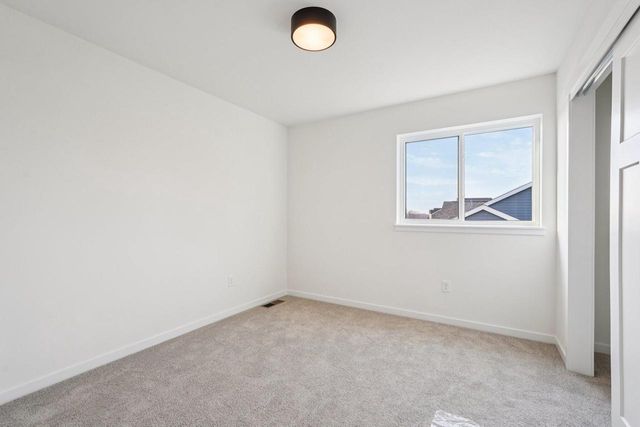 W149N11973 Red Holly DRIVE, Germantown, WI 53022