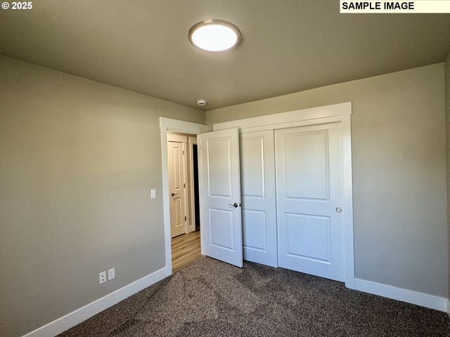 226 Miller St, Sutherlin, OR 97479