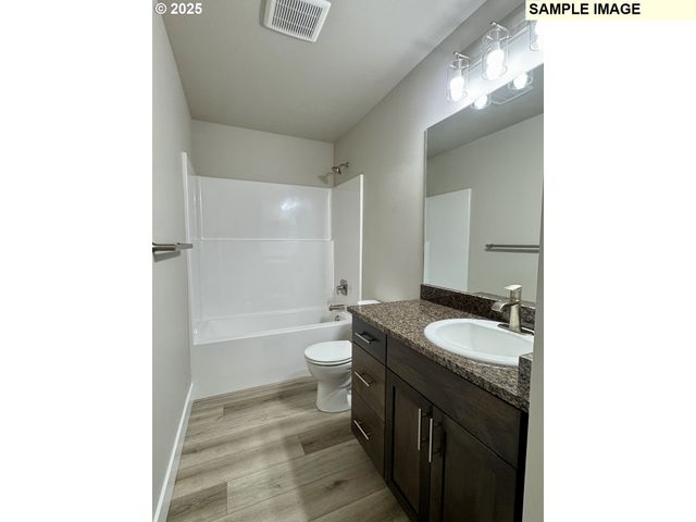 226 Miller St, Sutherlin, OR 97479