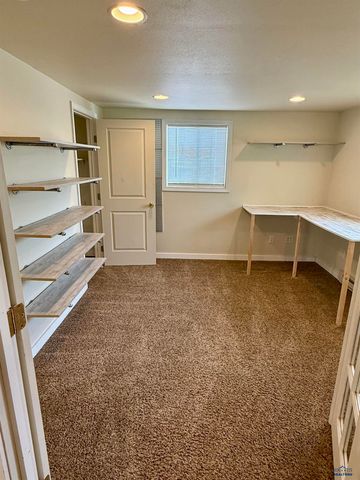 1117 SILVER ST, Rapid City, SD 57701