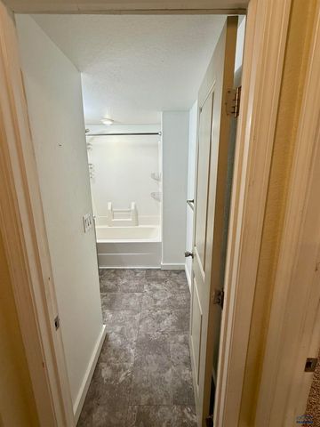 1117 SILVER ST, Rapid City, SD 57701