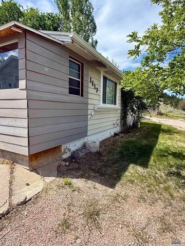 1117 SILVER ST, Rapid City, SD 57701