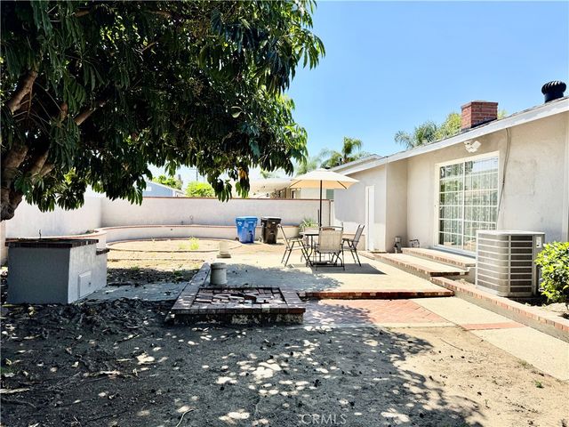 1906 W Kenoak Drive, West Covina, CA 91790