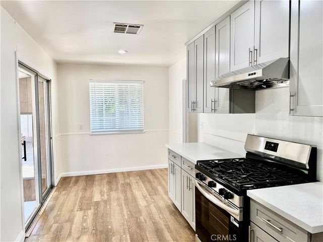 1906 W Kenoak Drive, West Covina, CA 91790