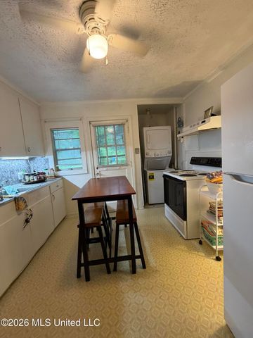 217 Cunningham Drive, Pearl, MS 39208
