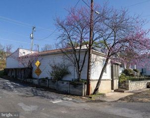 24875 OLD VALLEY PIKE, Maurertown, VA 22644