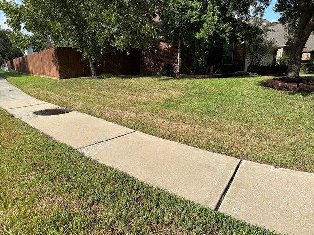 4530 Plantation Pass Drive, Humble, TX 77346