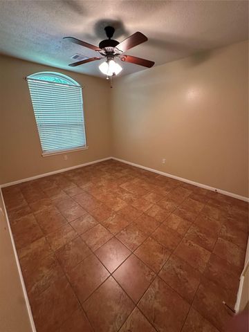 4530 Plantation Pass Drive, Humble, TX 77346
