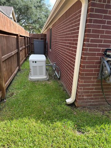 4530 Plantation Pass Drive, Humble, TX 77346