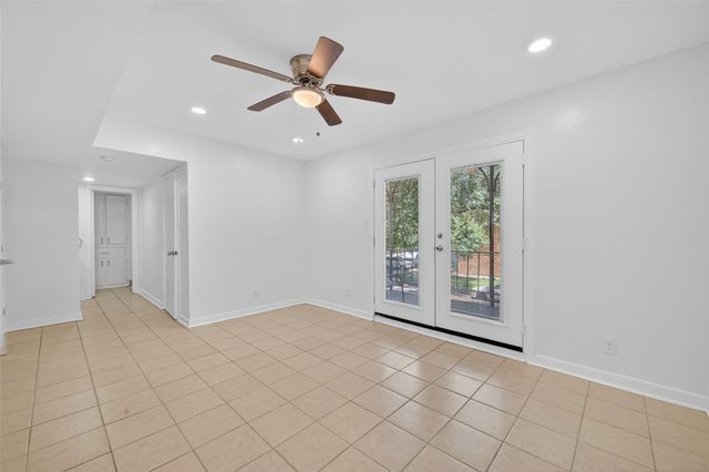 3300 Yorktown Street 16, Houston, TX 77056