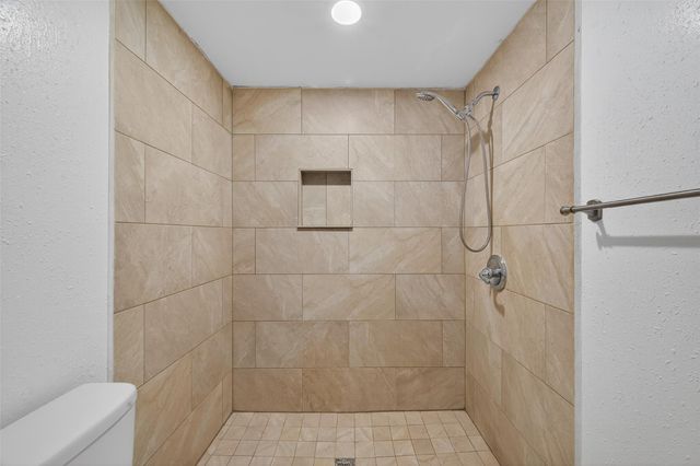3300 Yorktown Street 16, Houston, TX 77056