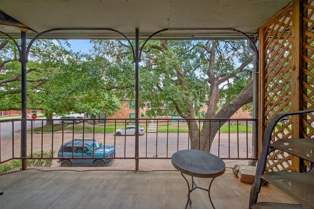 3300 Yorktown Street 16, Houston, TX 77056