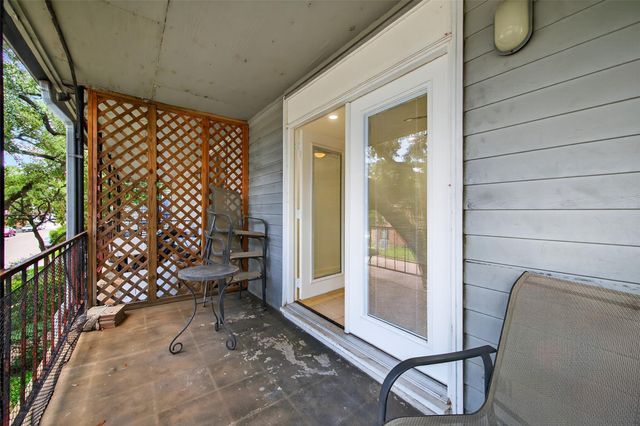 3300 Yorktown Street 16, Houston, TX 77056