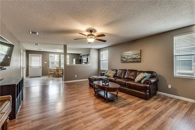1608 Rialto Way, Fort Worth, TX 76247
