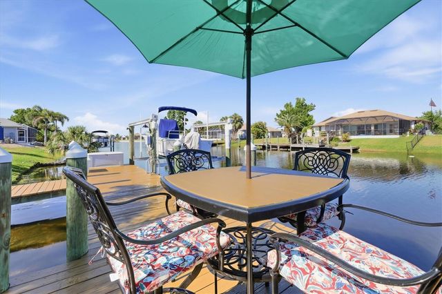 15658 APPLEWHITE CIRCLE, Port Charlotte, FL 33981