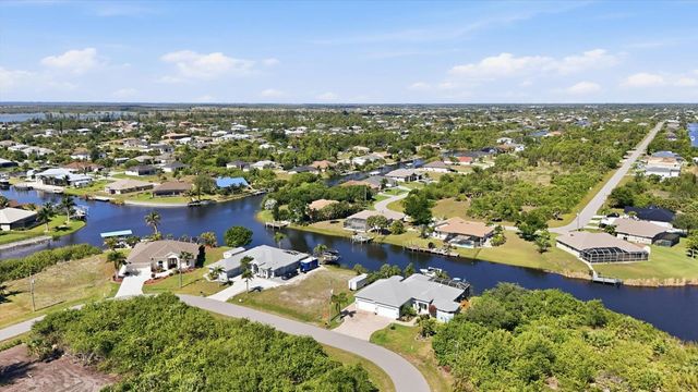 15658 APPLEWHITE CIRCLE, Port Charlotte, FL 33981